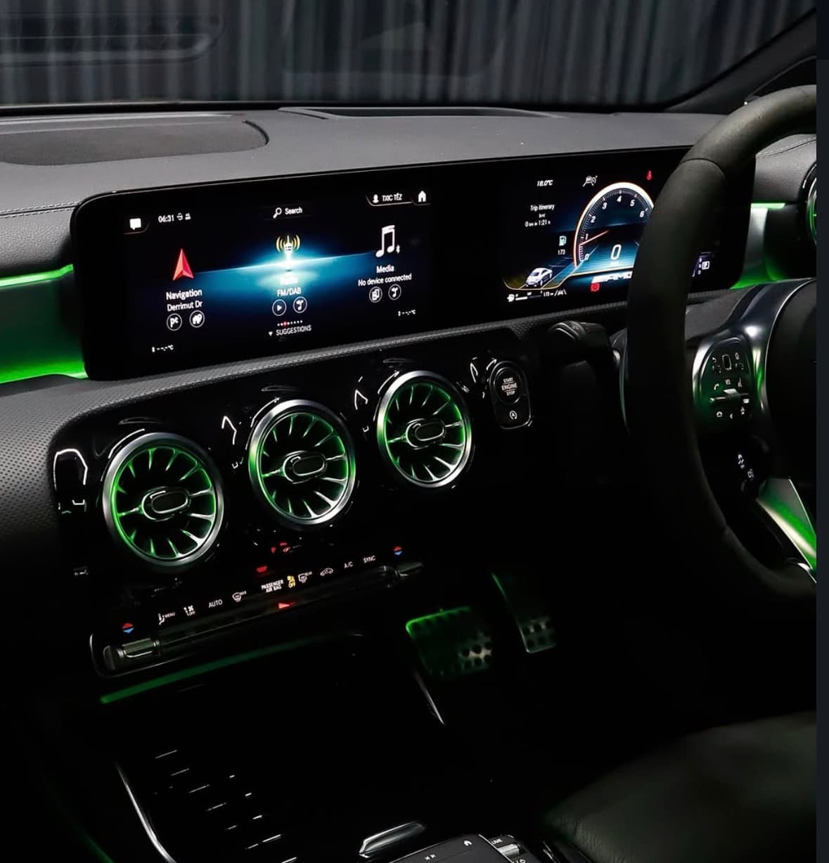 Montage CarPlay & accessoires — réalisation LT Car Customs